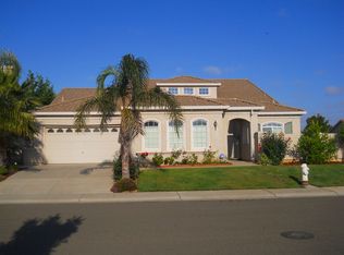 7878 Tigerwoods Dr, Sacramento, CA