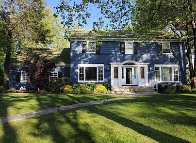 1st image of 178 Great Hills Dr