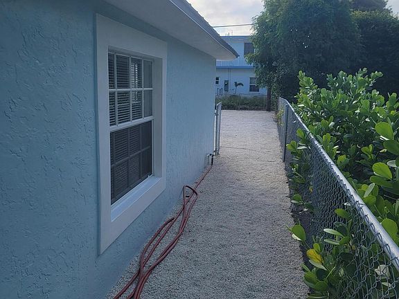 2nd image of 112 Pearl Ave