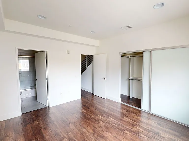 Lindblade Lofts — Photo 8