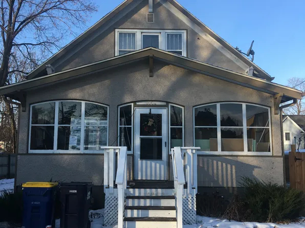 1002 Division St S, Northfield, MN 55057