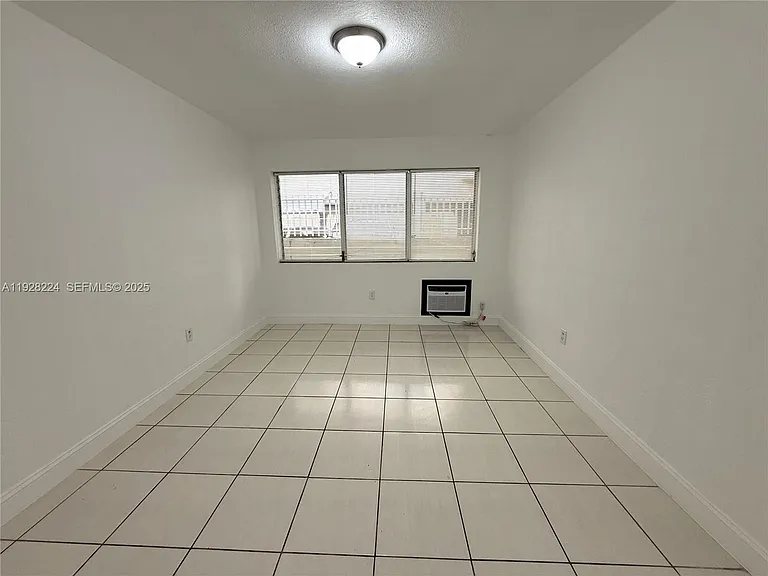 6885 Byron Ave #103 — Photo 11