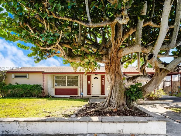 9400 SW 24th St, Miami, FL 33165