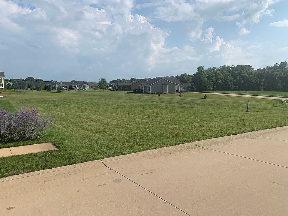 2nd image of 1729 Wishing Well Ln