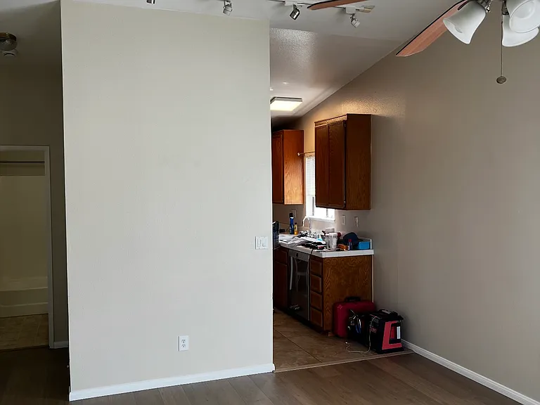 4474 Mississippi St #B — Photo 2