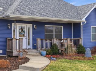 N7037 Hillside COURT, Delavan, WI 53115