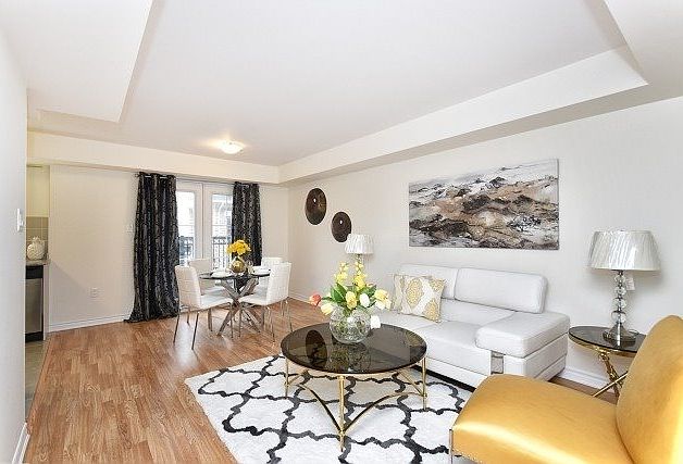 2nd image of 2441 Greenwich Dr #74