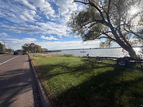 5th image of 380x Minnesota Ave