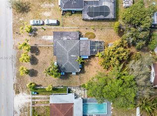 1055 NW 143rd St, Miami, FL 33168