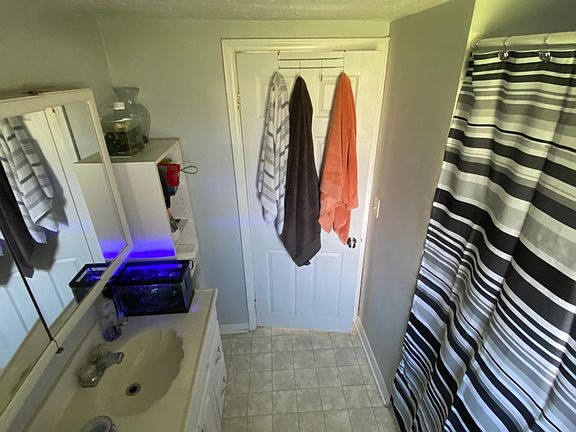 4th image of 265 2nd St