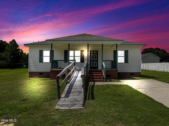 2nd image of 1303 Franklin Court