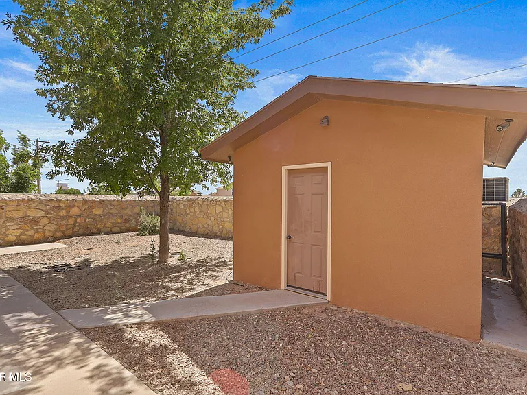 3237 Christian Cunningham St — Photo 36