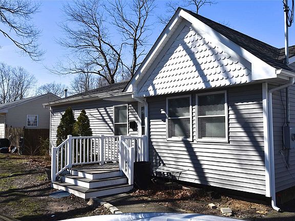 2nd image of 2714 Connecticut Ave