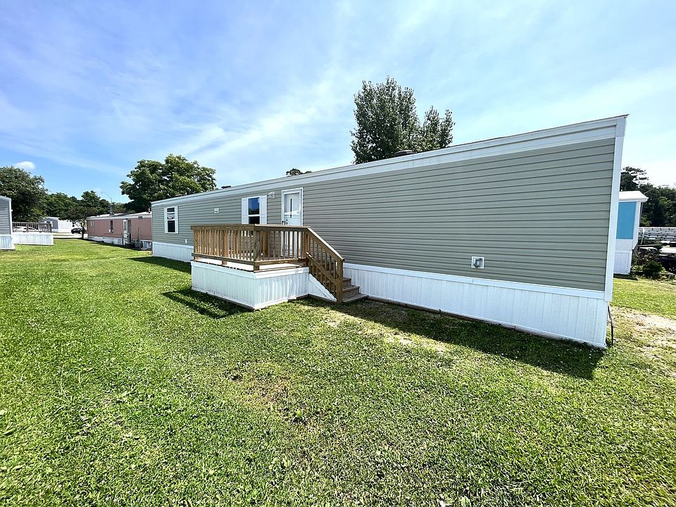 1st image of 1200 N 20th St Lot 58