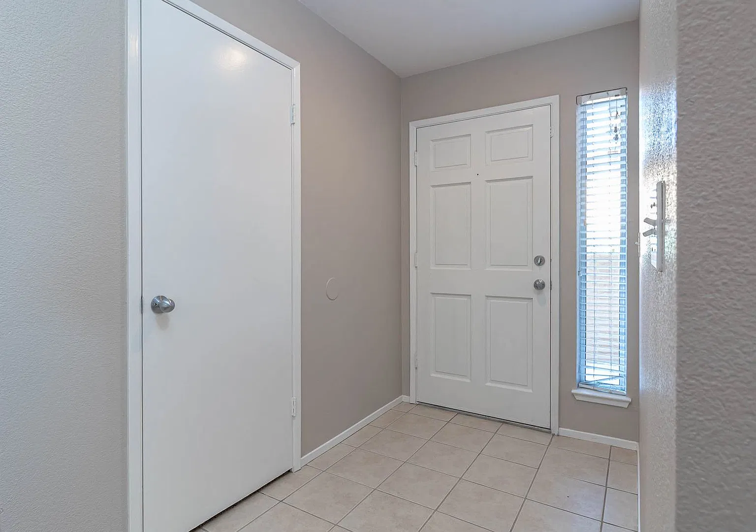 Single Story 3-bedroom Condo! — Photo 1