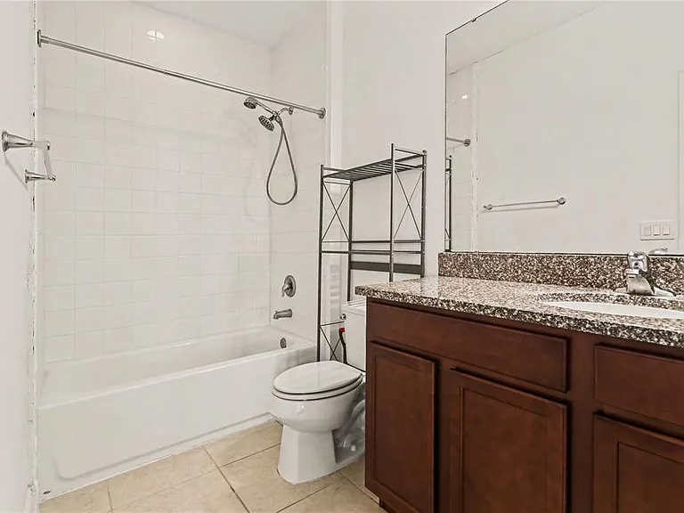 8274 Nemours Pkwy — Photo 6