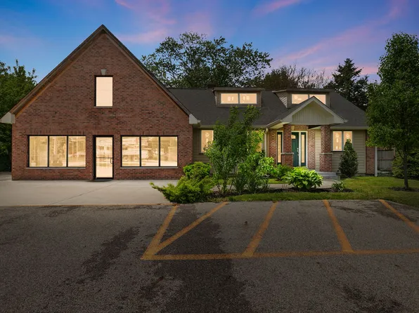 618 Barron Blvd, Grayslake, IL 60030