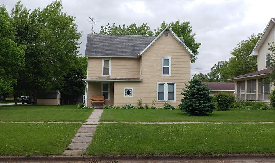 1st image of 605 W Washington St