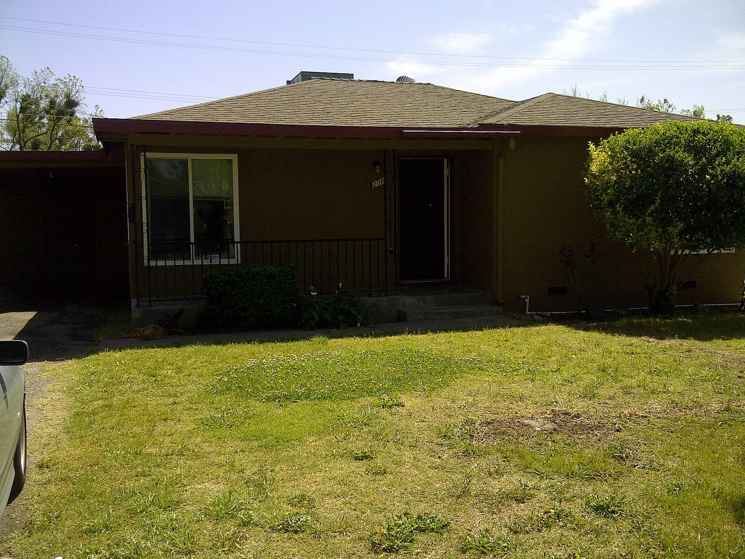208 Rumble Rd photo 1