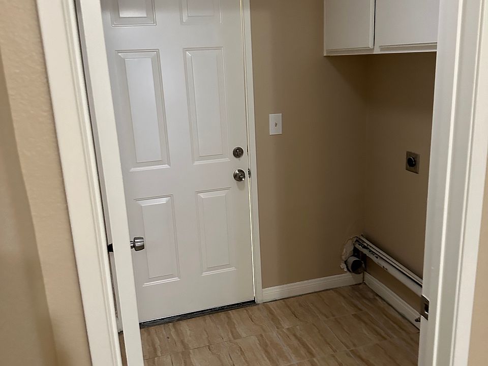 1st image of 25086 Battery Ct