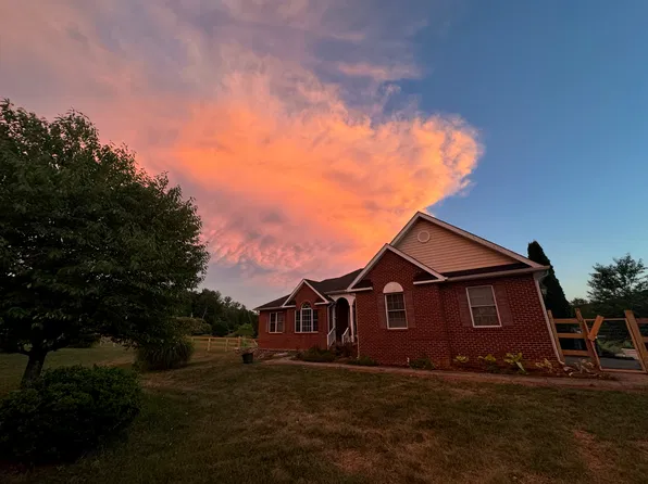 1333 Parrish Rd, Earlysville, VA 22936