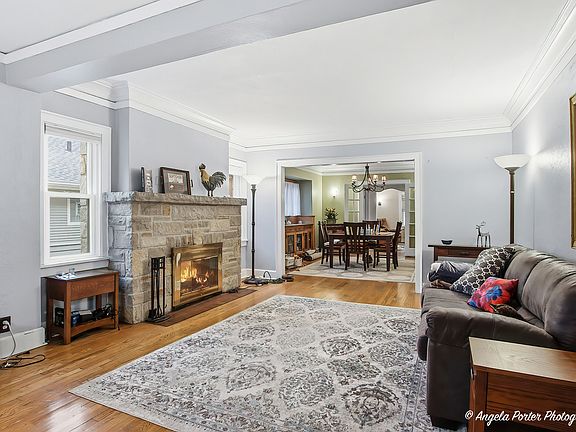 4th image of 1608 Henry Pl