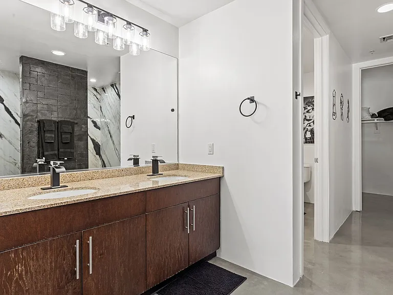 353 E Bonneville Ave #707 — Photo 22