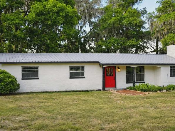 7451 Crill Ave, Palatka, FL 32177