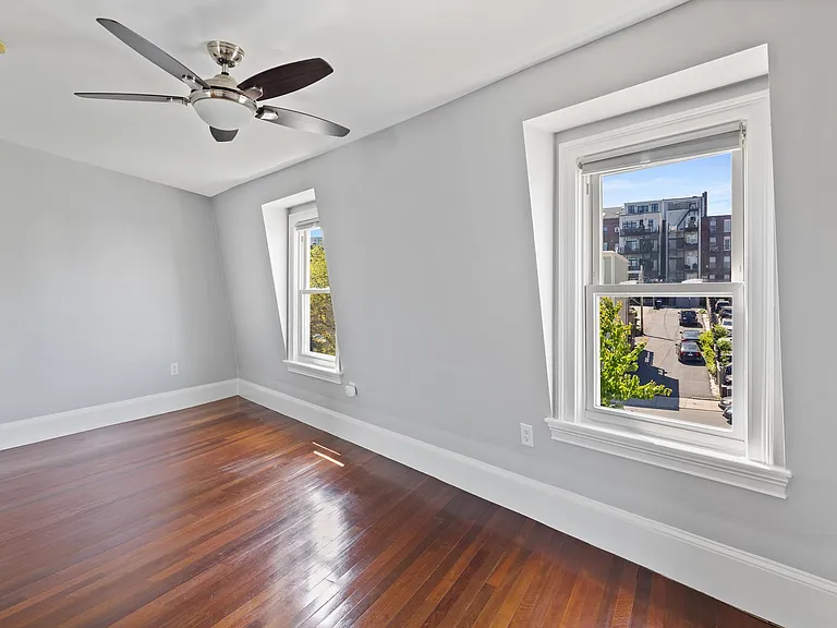 24 Emerson St #3 — Photo 11
