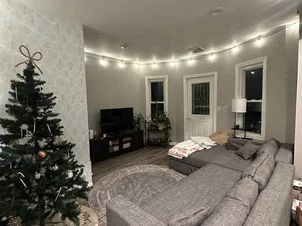 42 Long Off #2, Boston, MA 02110