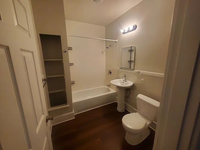 1842 S King St #B — Photo 8