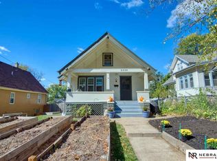 2326 S 35th St, Omaha, NE 68105