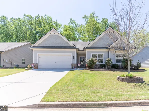 1079 Kingswood Way, Hoschton, GA 30548