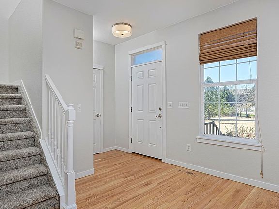 3rd image of 262 Casper Dr