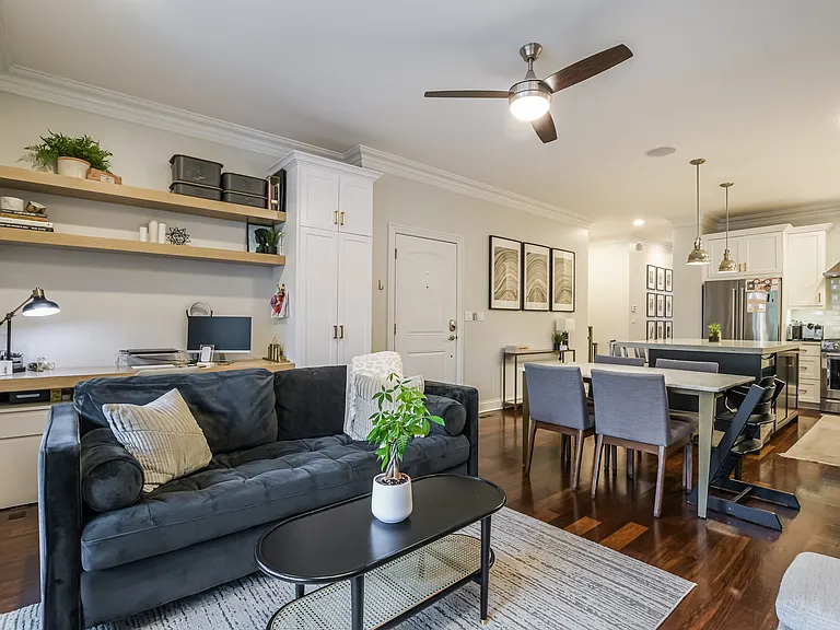 1507 W Cortez St #102 — Photo 7