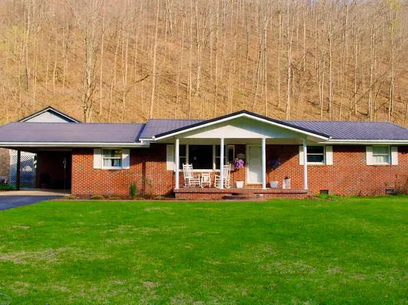 30 Amos Newsome Ln, Virgie, KY 41572