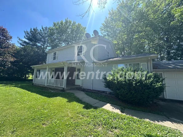 15986-4 Arrowhead Rd, Danville, IL 61834