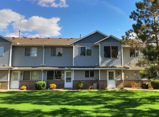 8474 S Pond Trl, Champlin, MN 55316