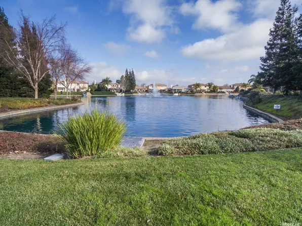 3801 Lakeside Dr, Modesto, CA 95355