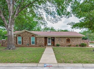 4325 Keeter Dr, North Richland Hills, TX 76180