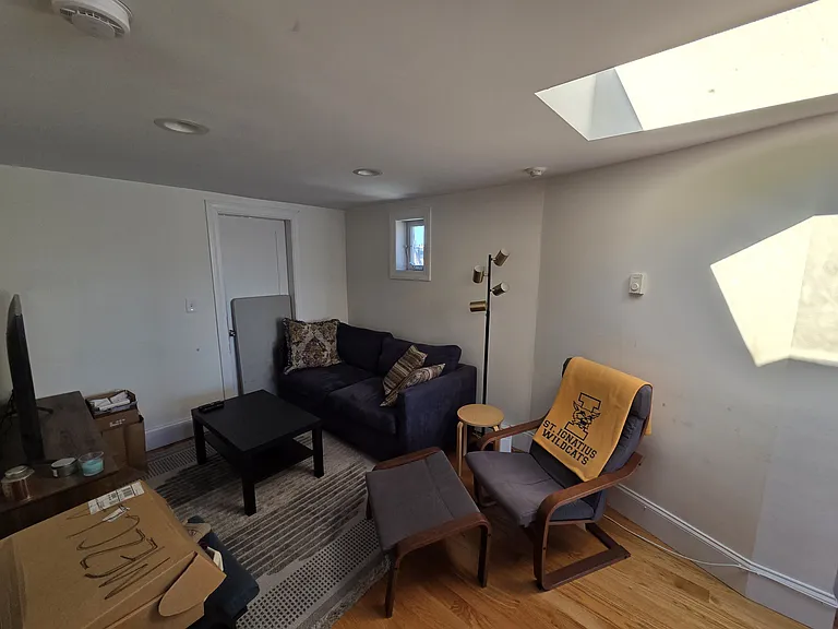 499 Beacon St #9 — Photo 5