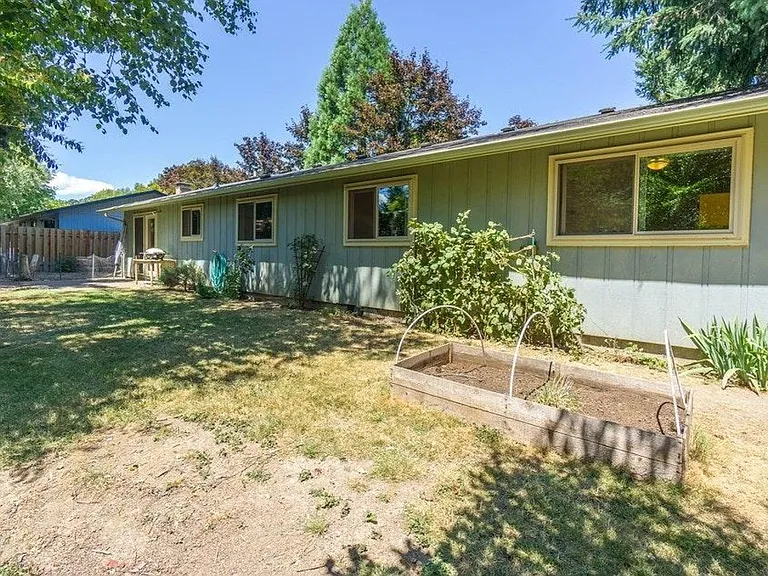 3622 NW Polk Ave — Photo 4