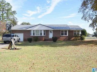 54 Summer Dale Ln, Lincoln, AL 35096
