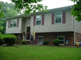 2393 Old 52 Rd S, Pinnacle, NC 27043