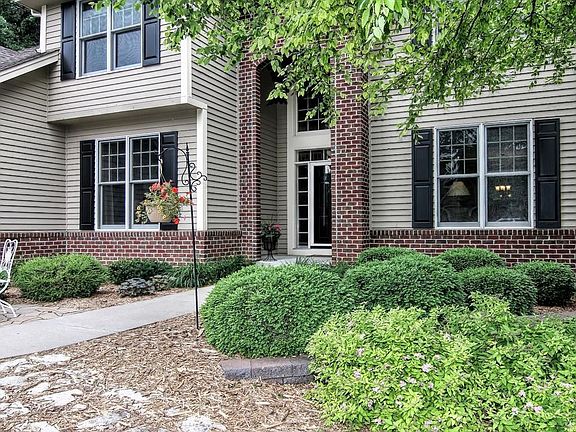 13949 Dublin Road - great curb appeal