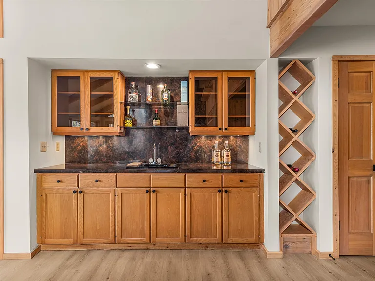 28 Larkspur Ln — Photo 16