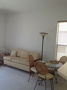2nd image of 1141 NE 37th Ave