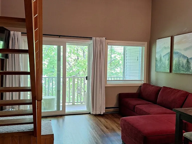 36 Lodge Rd — Photo 3