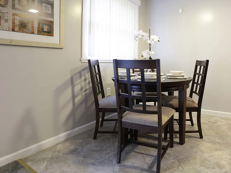 Chestnut Lane Apartments — Photo 22