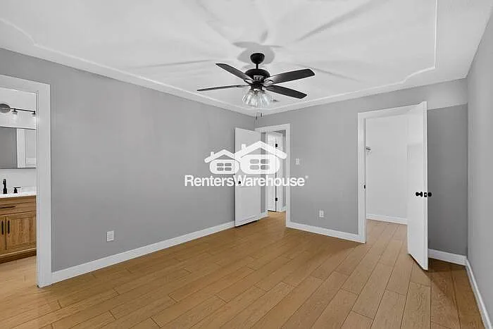 5306 Vincennes Ct — Photo 23